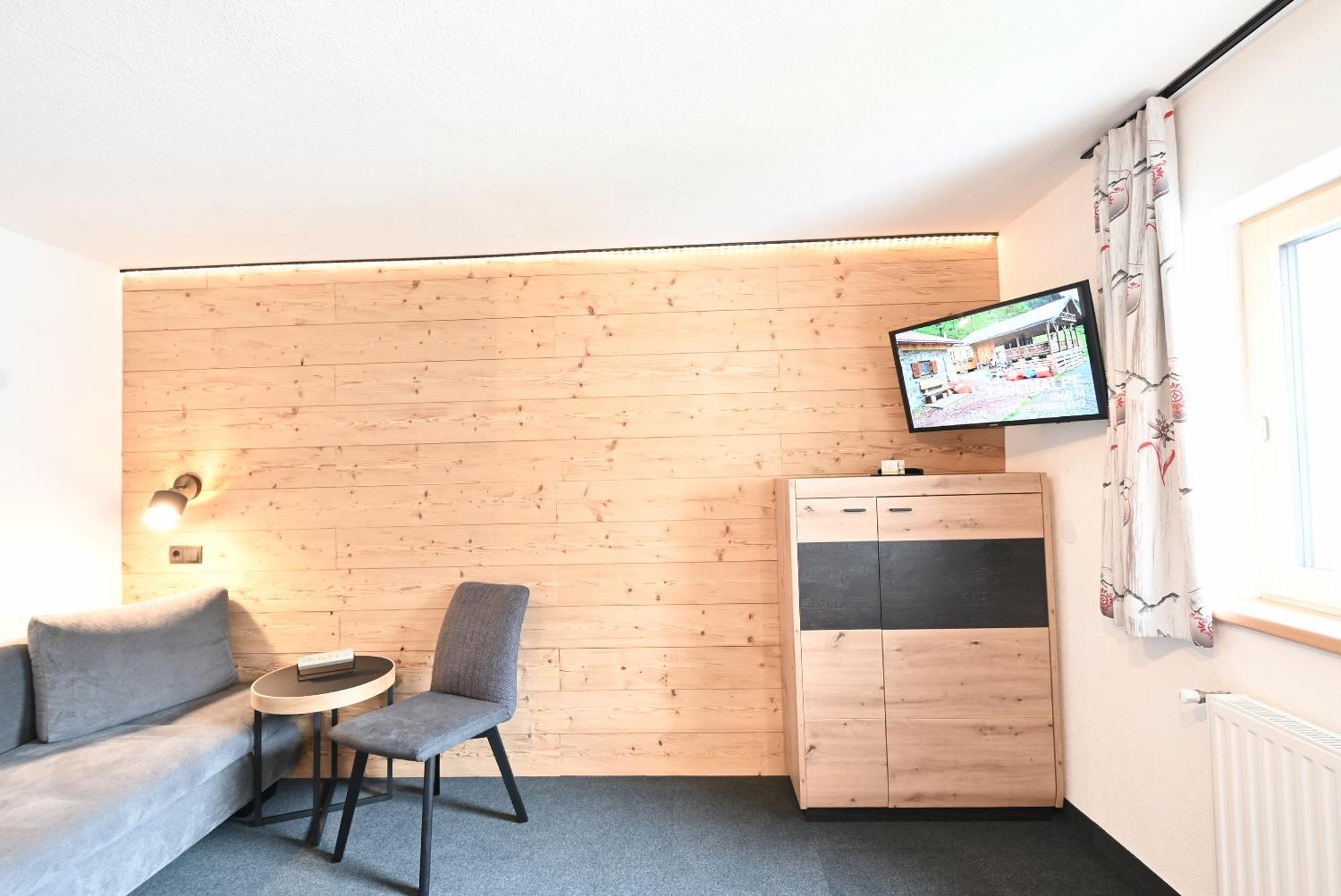Vermunt - Silvretta Sommer Premium Card Inklusive Galtür Exteriör bild