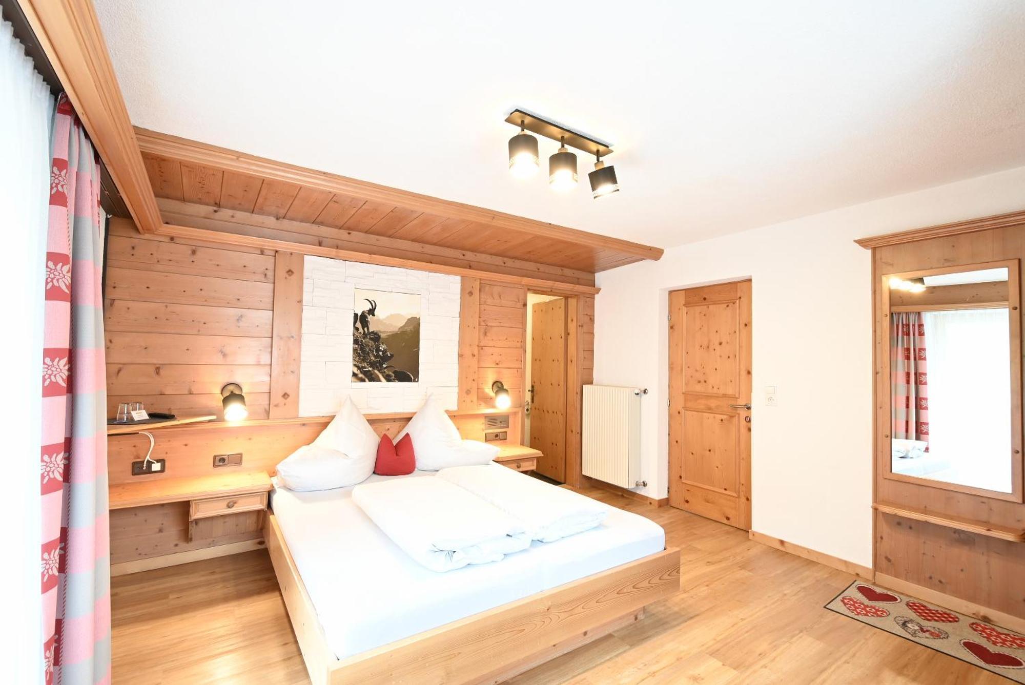 Vermunt - Silvretta Sommer Premium Card Inklusive Galtür Exteriör bild