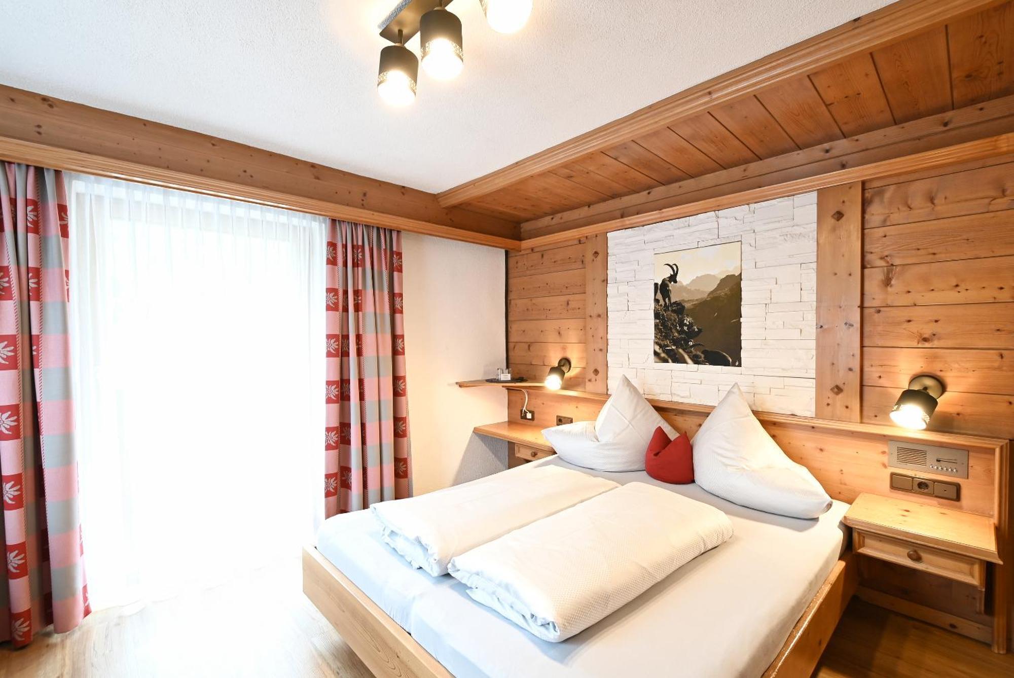 Vermunt - Silvretta Sommer Premium Card Inklusive Galtür Exteriör bild